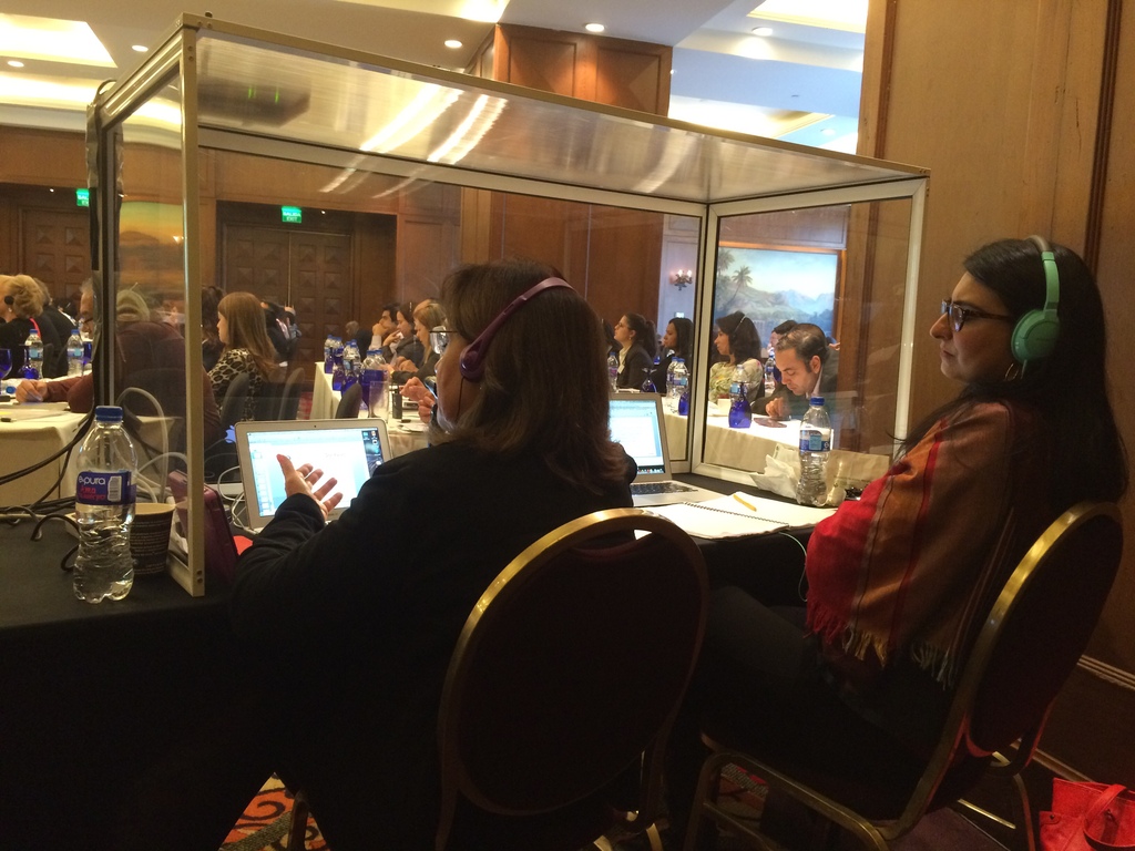 Working with an Interpreter: 5 Tips for a Successful International Event or Conference